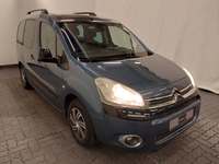 Pogled od napred  desno