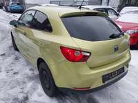 Pogled od pozadi levo