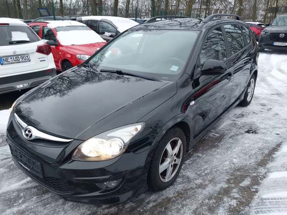 Pogled od napred levo