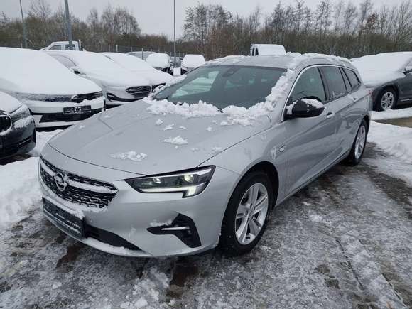 Pogled od napred levo