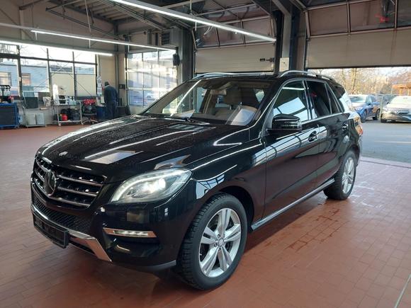 Pogled od napred levo