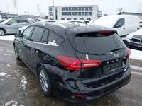 Pogled od pozadi levo