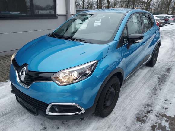 Pogled od napred levo