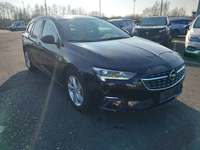 Pogled sprijeda desno