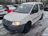 Pogled od napred levo