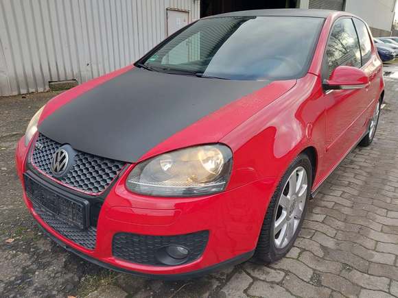 Pogled od napred levo