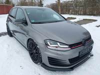 Pogled od napred  desno