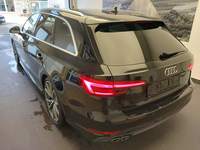 Вид сзади слева