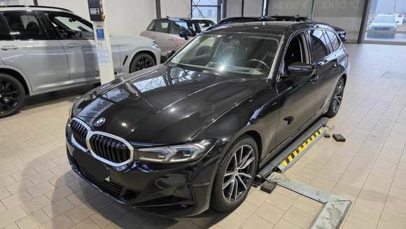 Pogled sprijeda lijevo