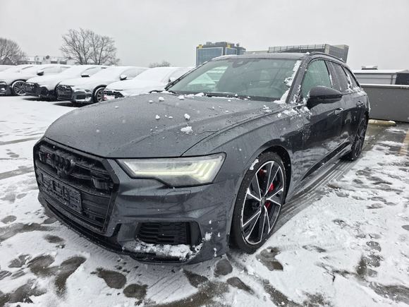 Pogled od napred levo