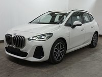 Pogled od napred levo