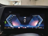 Pohled na přístrojovou desku