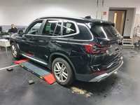 Widok z tyłu po stronie lewej