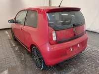 Pogled od pozadi levo