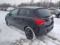 Pogled od pozadi levo