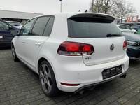 Pogled od pozadi levo