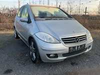 Pogled od napred  desno