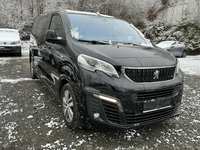 Pogled od napred  desno