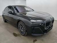 Pogled od napred  desno