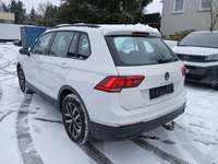 Pogled od pozadi levo