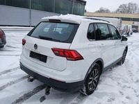 Pogled od pozadi desno