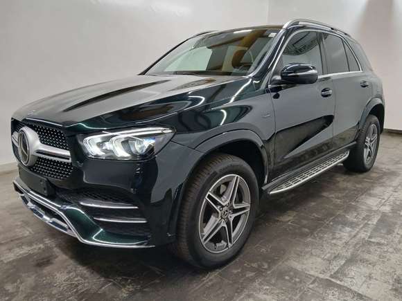 Pogled sprijeda lijevo