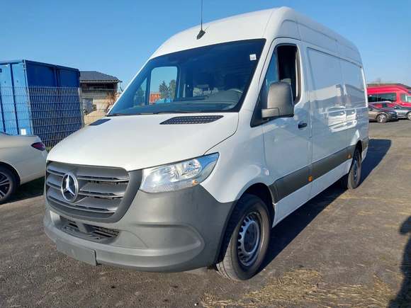 Náhled zpředu zleva