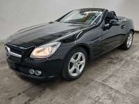 Pogled sprijeda lijevo