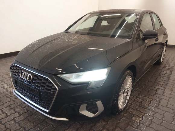 Вид спереди слева