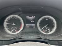 Pogled na kombinovani instrument