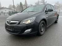 Pogled od napred levo