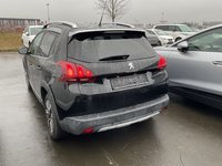 Pogled od pozadi levo