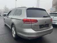 Pogled od pozadi levo