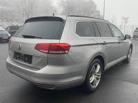 Pogled od pozadi desno