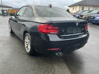 Pogled od pozadi levo