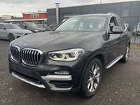 Pogled od napred levo