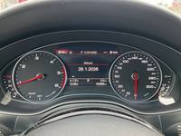 Pogled na kombinovani instrument