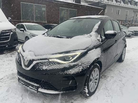 Pogled od napred levo