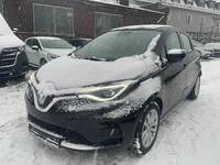 Pogled od napred levo