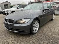 Pogled od napred levo