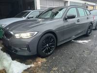 Pogled od napred levo