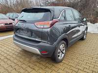 Pogled od pozadi desno