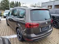 Pogled od pozadi levo