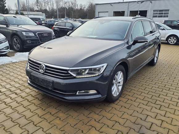 Pogled od napred levo