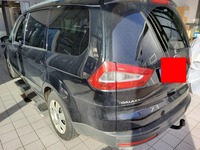 Pogled od pozadi levo