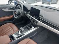 Вид на салон