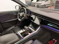 Вид на салон