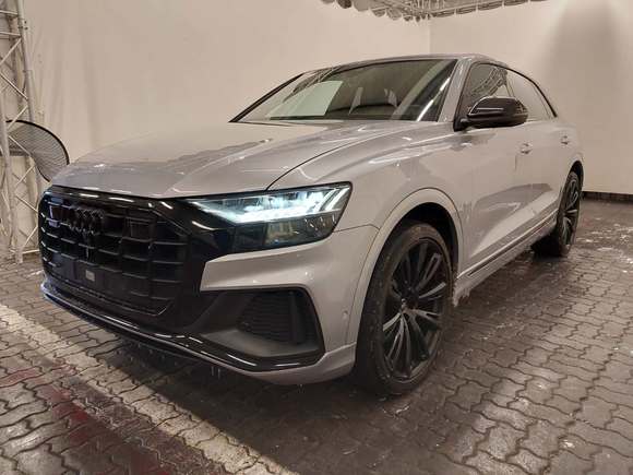 Вид спереди слева