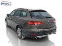 Widok z tyłu po stronie lewej