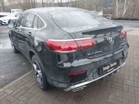 Pogled od pozadi levo